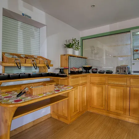 Отель Fasthotel Sarlat - Abbys 2*